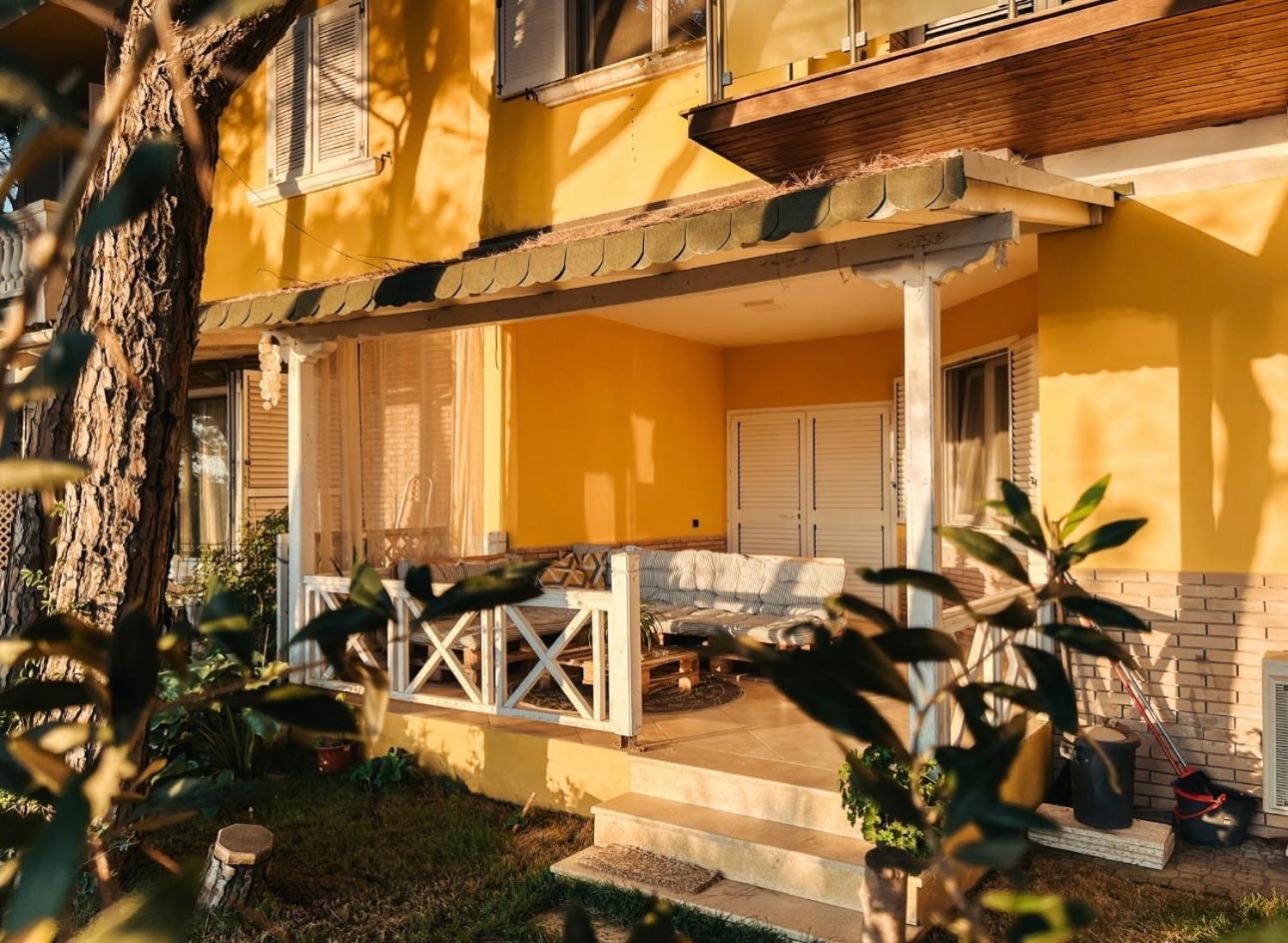 Marlis' Home Golem  Exterior photo